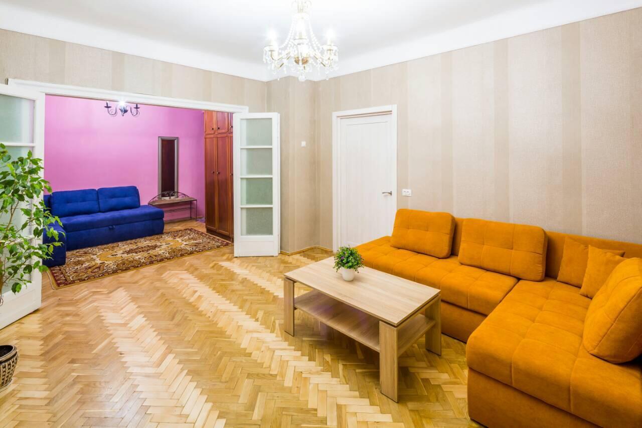 Apartments In The Center Lviv Buitenkant foto